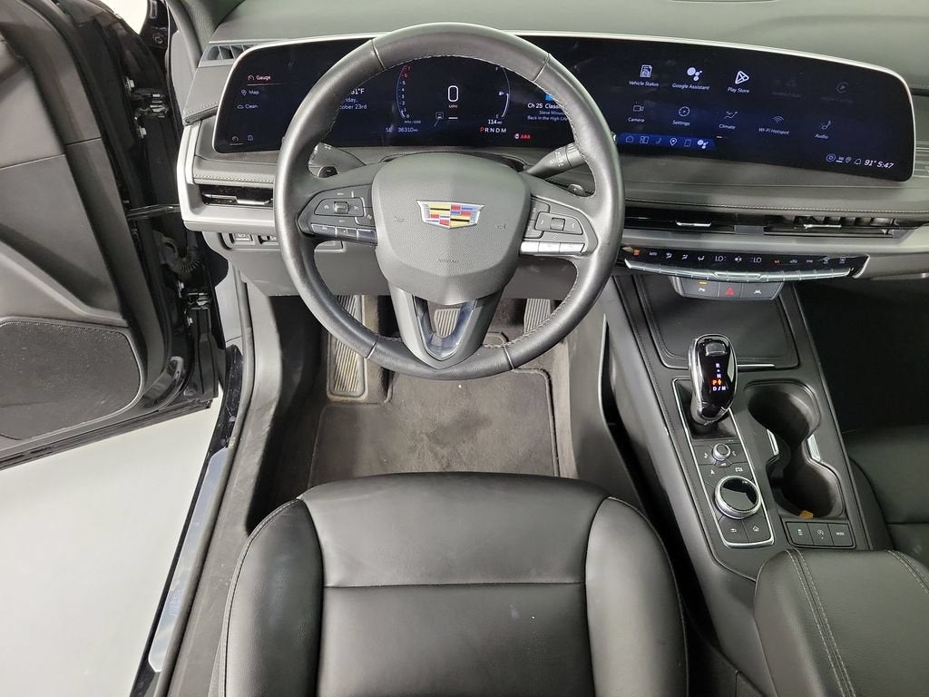 2025 Cadillac XT4 Premium Luxury
