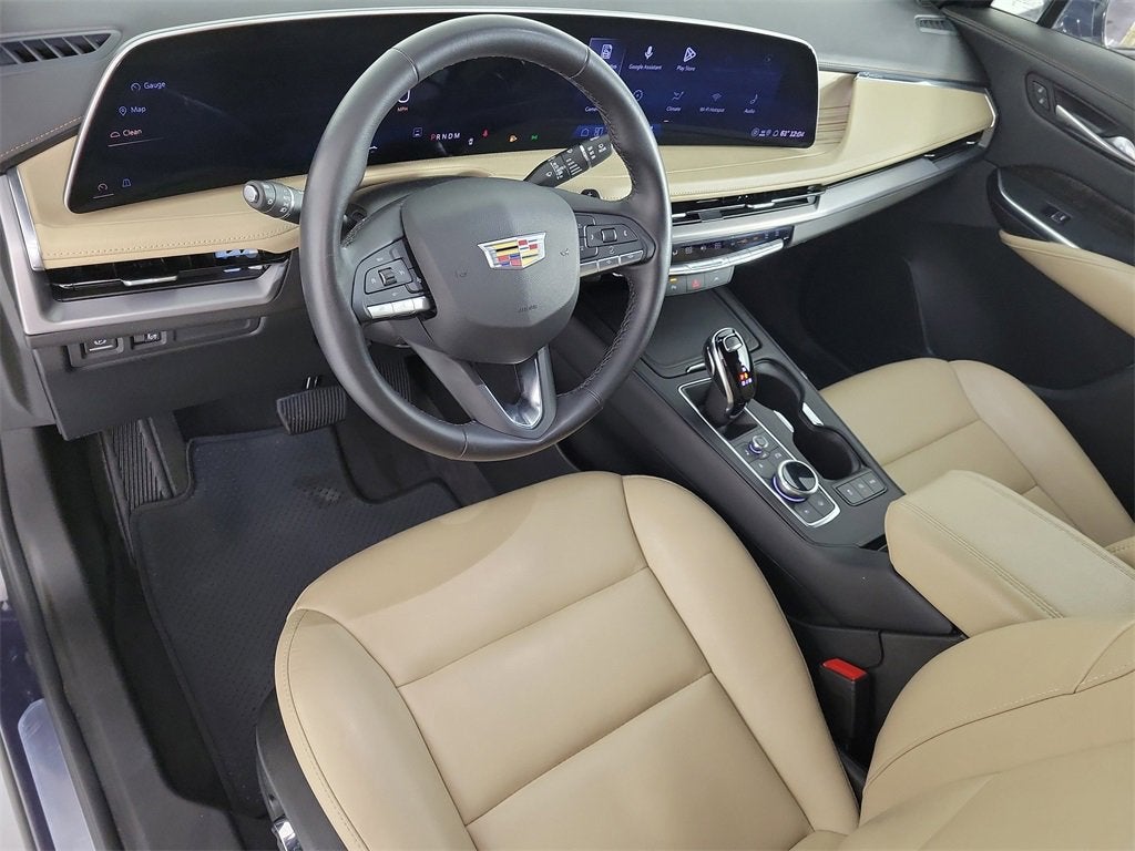 2025 Cadillac XT4 Premium Luxury