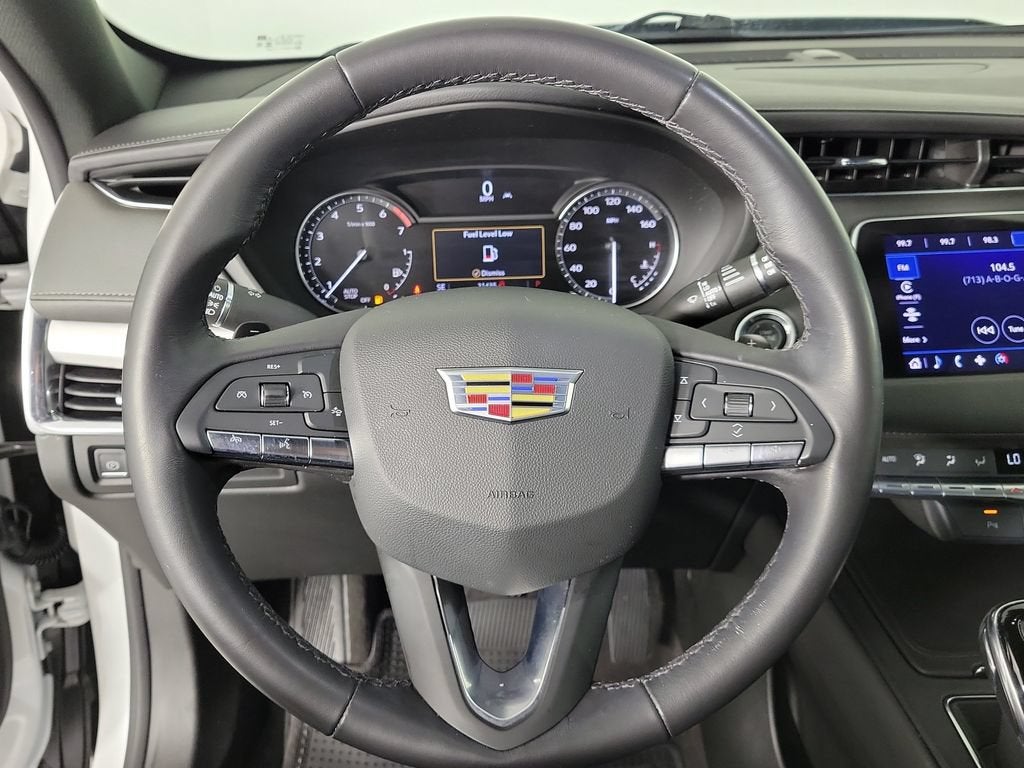 2023 Cadillac XT4 FWD Premium Luxury