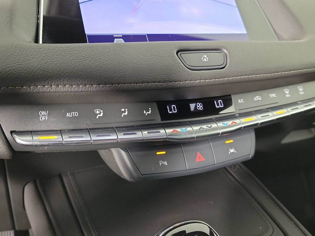 2023 Cadillac XT4 FWD Premium Luxury