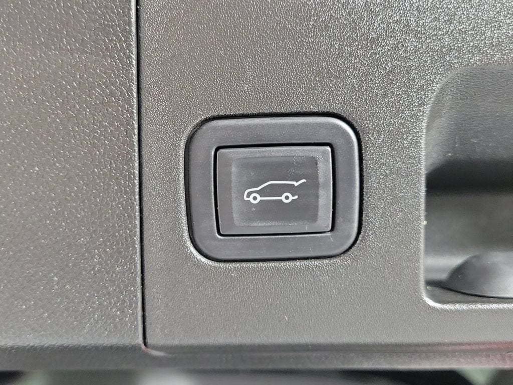 2023 Cadillac XT4 FWD Premium Luxury