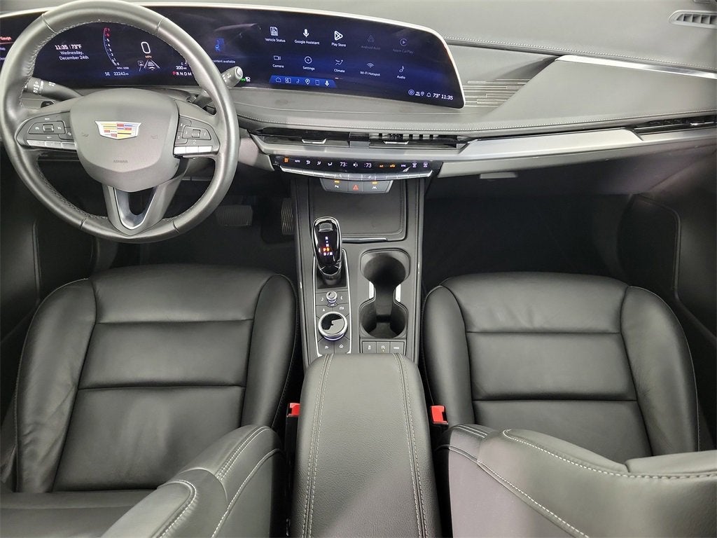 2025 Cadillac XT4 Premium Luxury