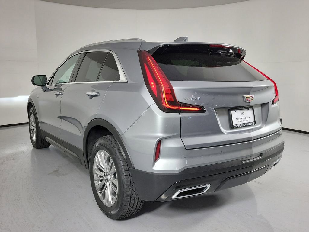 2025 Cadillac XT4 Premium Luxury