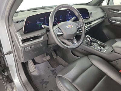 2025 Cadillac XT4 Premium Luxury