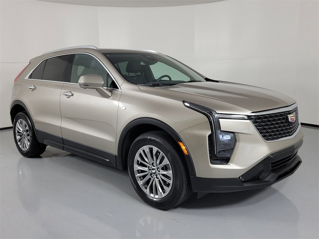 2025 Cadillac XT4 Premium Luxury