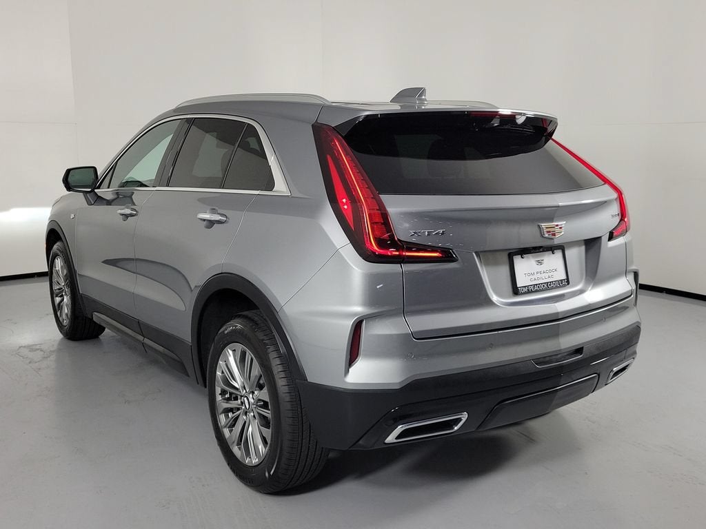 2025 Cadillac XT4 Premium Luxury