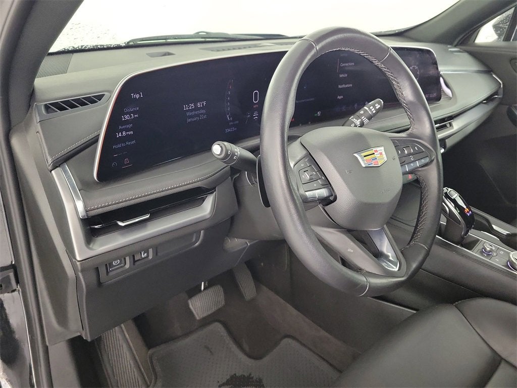2025 Cadillac XT4 Premium Luxury