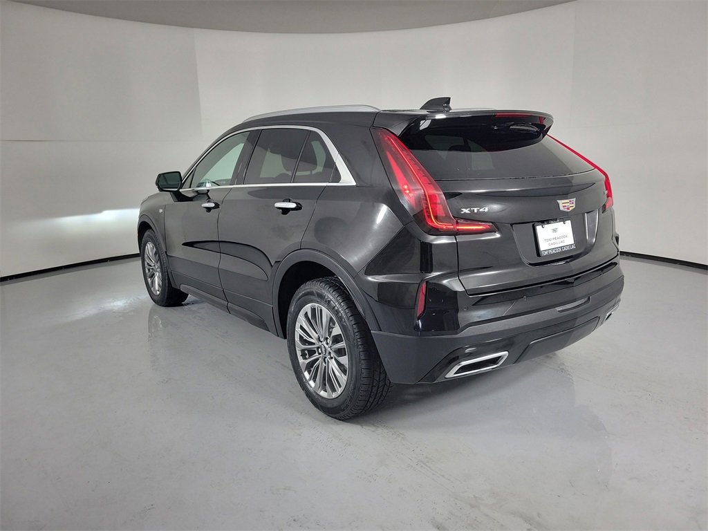 2025 Cadillac XT4 Premium Luxury