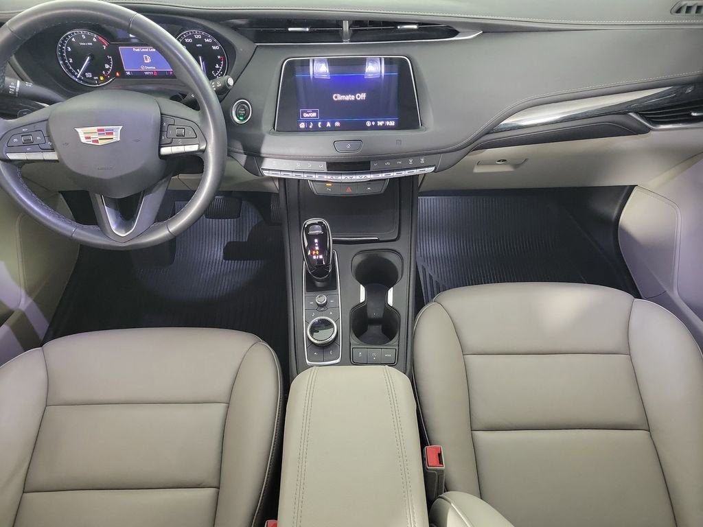 2021 Cadillac XT4 Premium Luxury