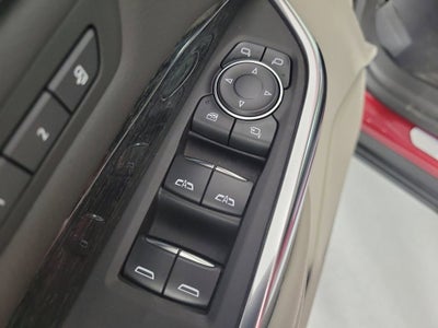 2021 Cadillac XT4 Premium Luxury