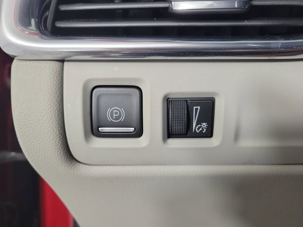 2021 Cadillac XT4 Premium Luxury