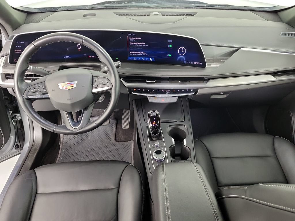 2025 Cadillac XT4 Premium Luxury
