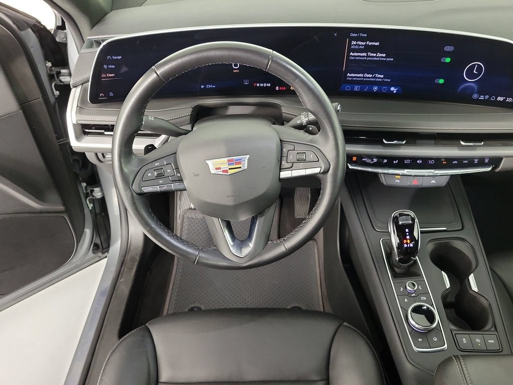 2025 Cadillac XT4 Premium Luxury