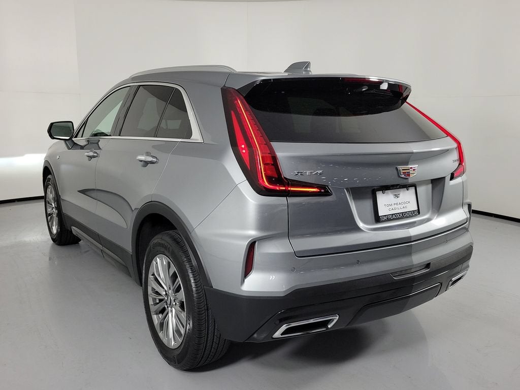 2025 Cadillac XT4 Premium Luxury