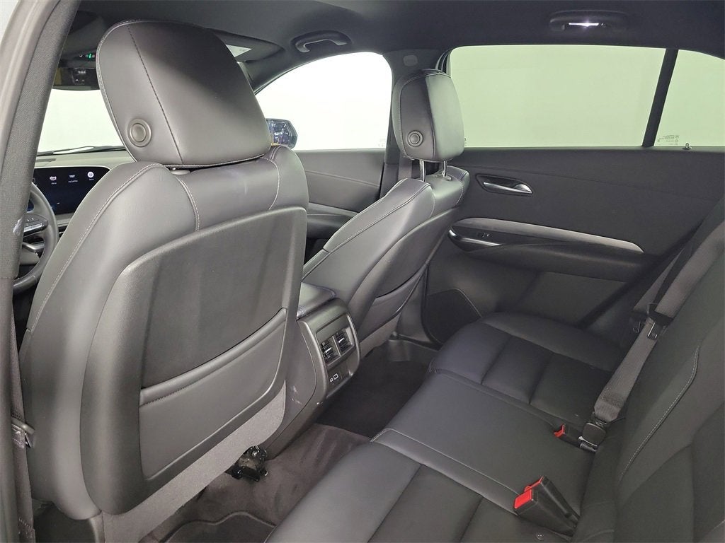 2025 Cadillac XT4 Premium Luxury