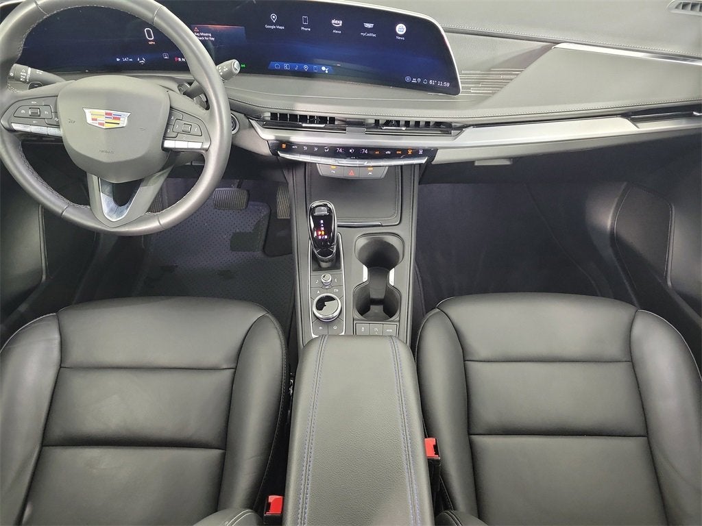 2025 Cadillac XT4 Premium Luxury