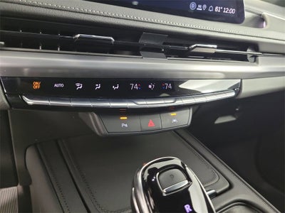 2025 Cadillac XT4 Premium Luxury