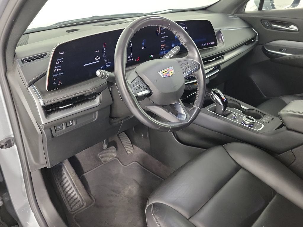 2025 Cadillac XT4 Premium Luxury