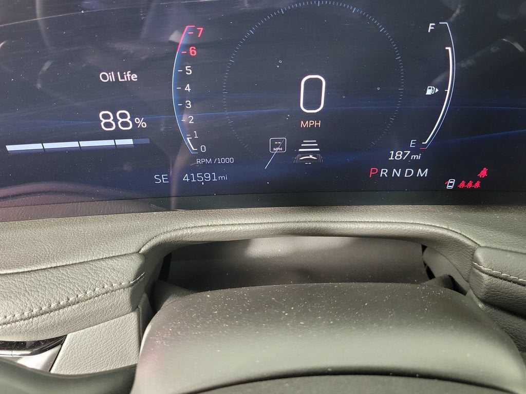 2025 Cadillac XT4 Premium Luxury