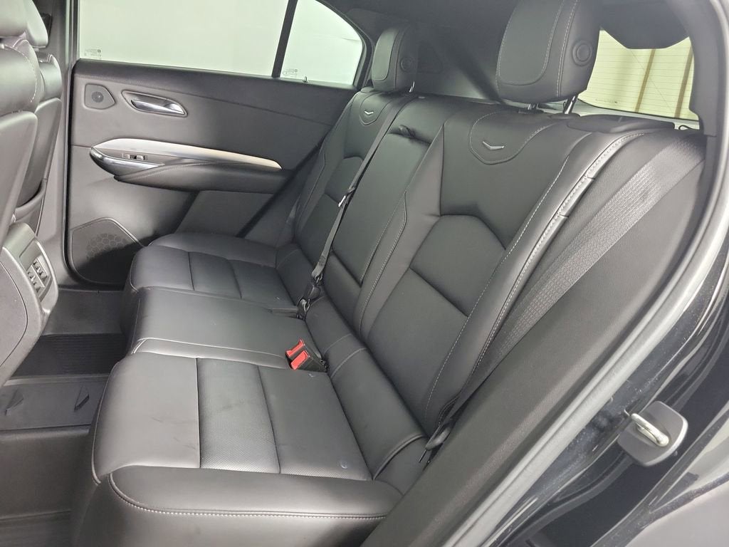 2021 Cadillac XT4 Premium Luxury