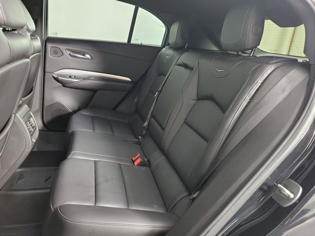 2021 Cadillac XT4 Premium Luxury