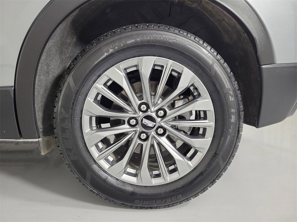 2025 Cadillac XT4 Premium Luxury