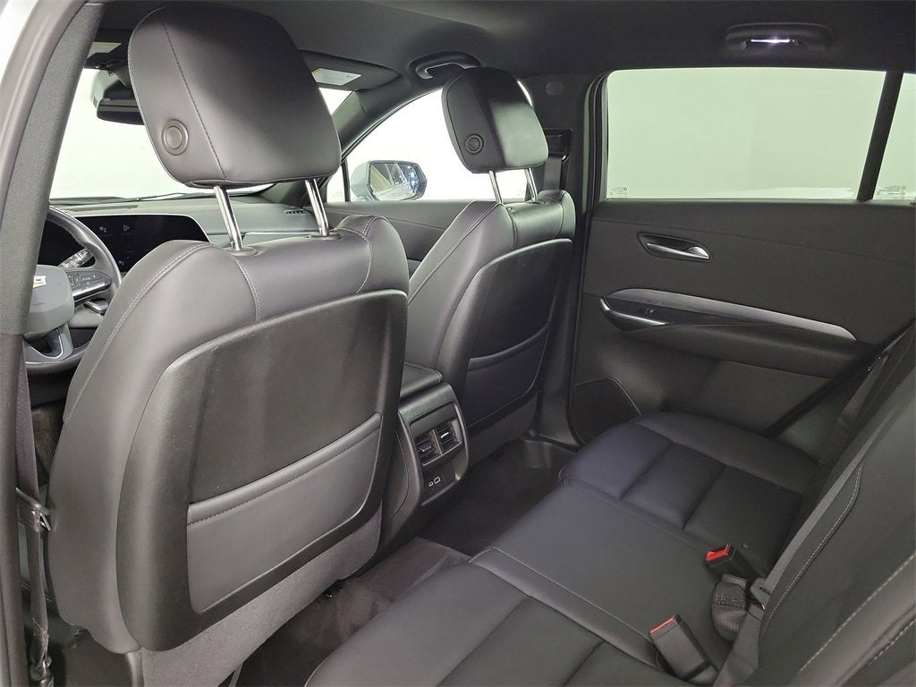 2025 Cadillac XT4 Premium Luxury