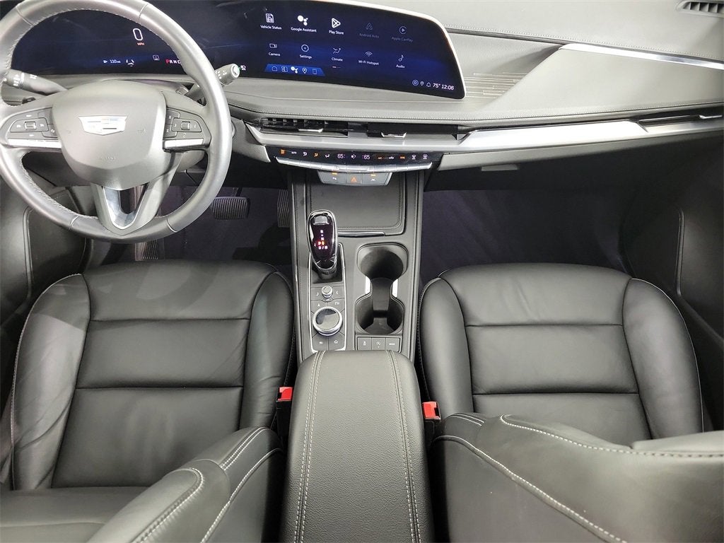 2025 Cadillac XT4 Premium Luxury