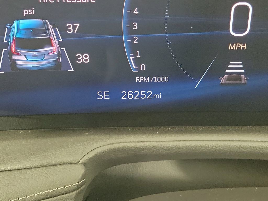 2025 Cadillac XT4 Premium Luxury