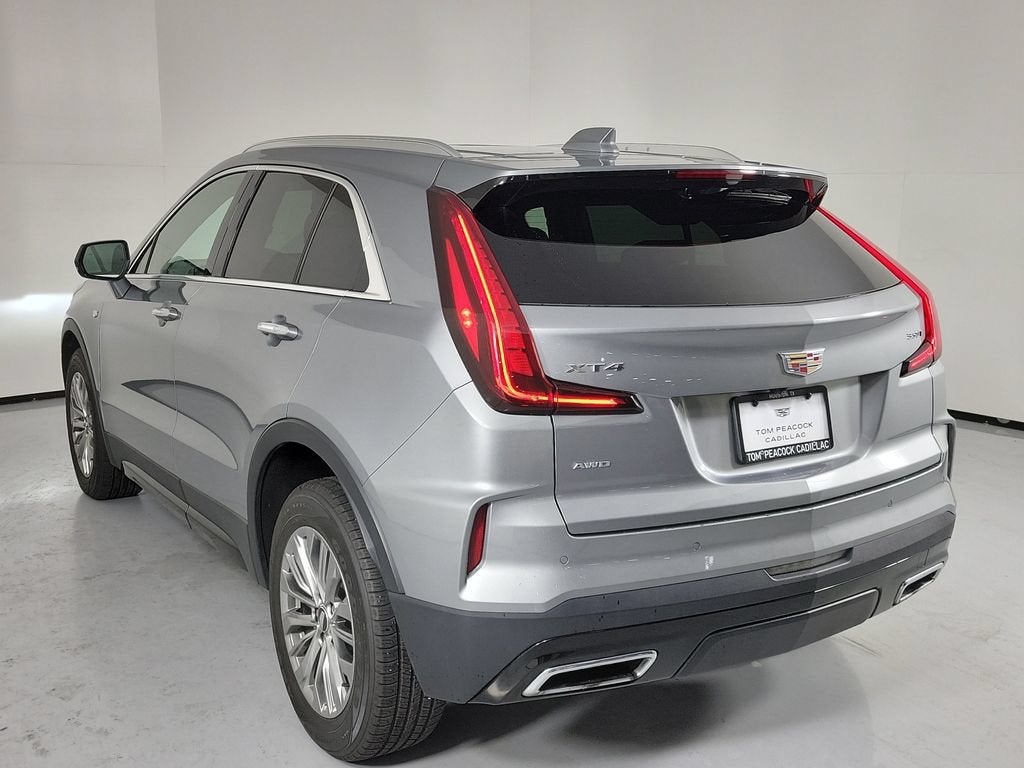 2024 Cadillac XT4 Premium Luxury