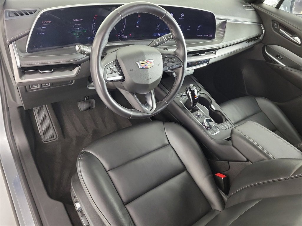 2024 Cadillac XT4 Premium Luxury