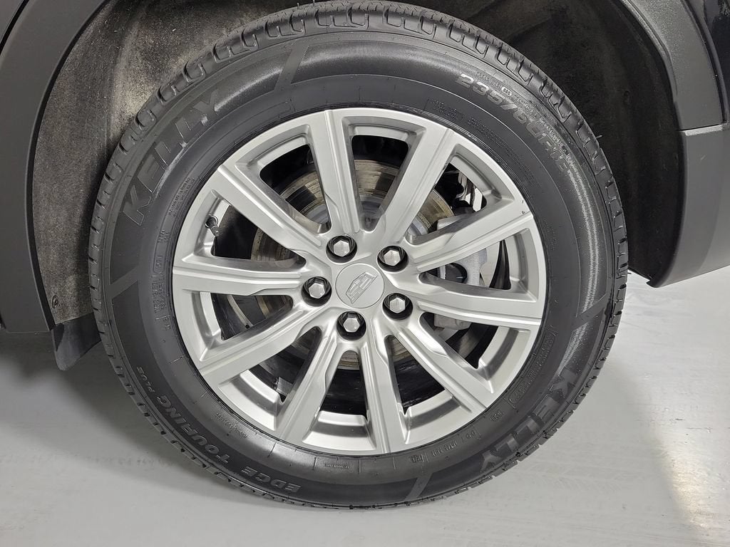 2023 Cadillac XT4 AWD Premium Luxury