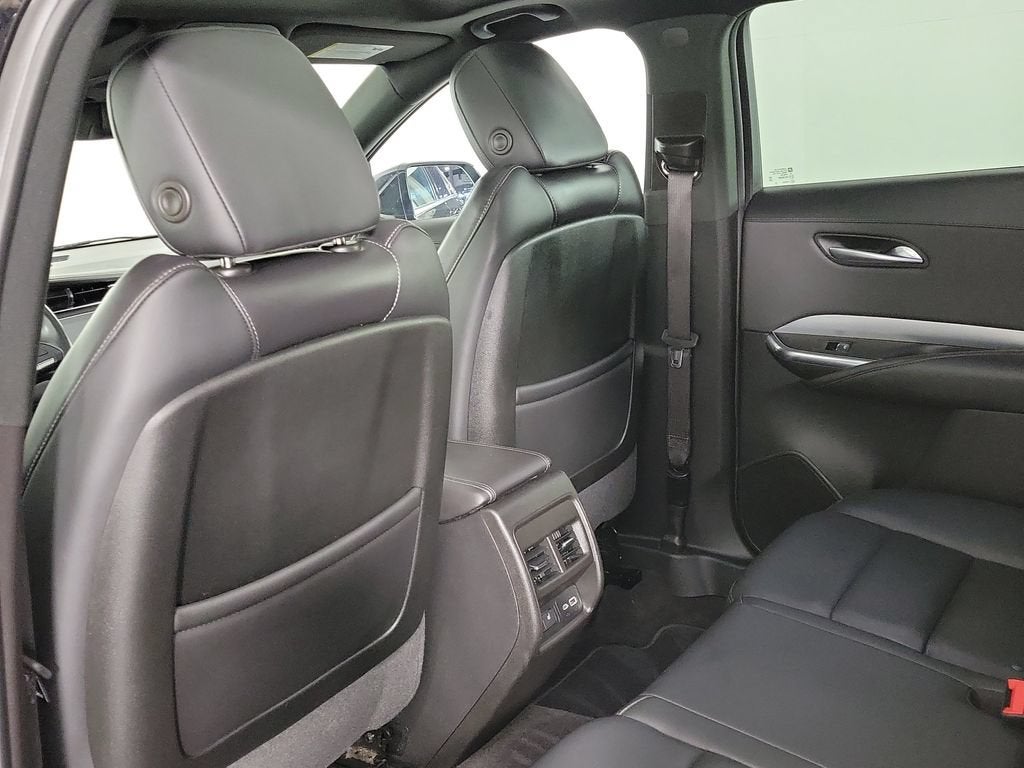 2023 Cadillac XT4 AWD Premium Luxury