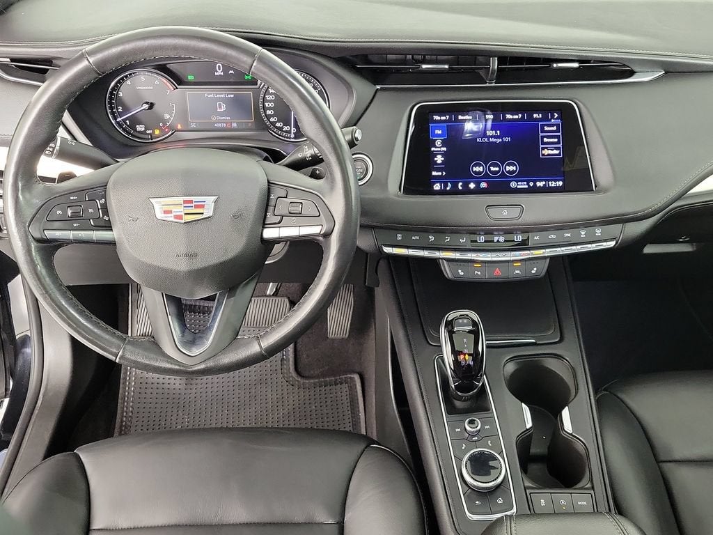 2023 Cadillac XT4 AWD Premium Luxury