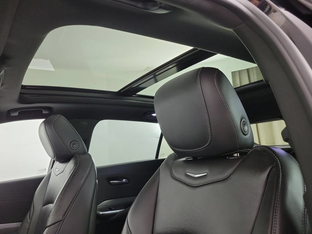 2023 Cadillac XT4 AWD Premium Luxury