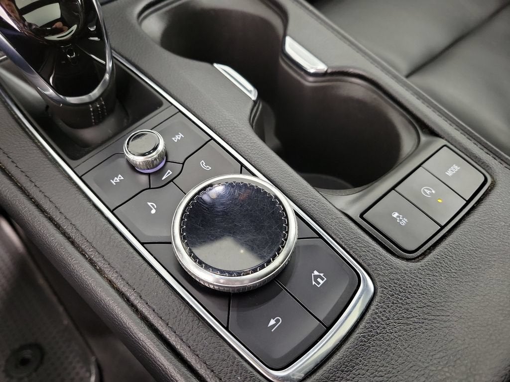 2023 Cadillac XT4 AWD Premium Luxury