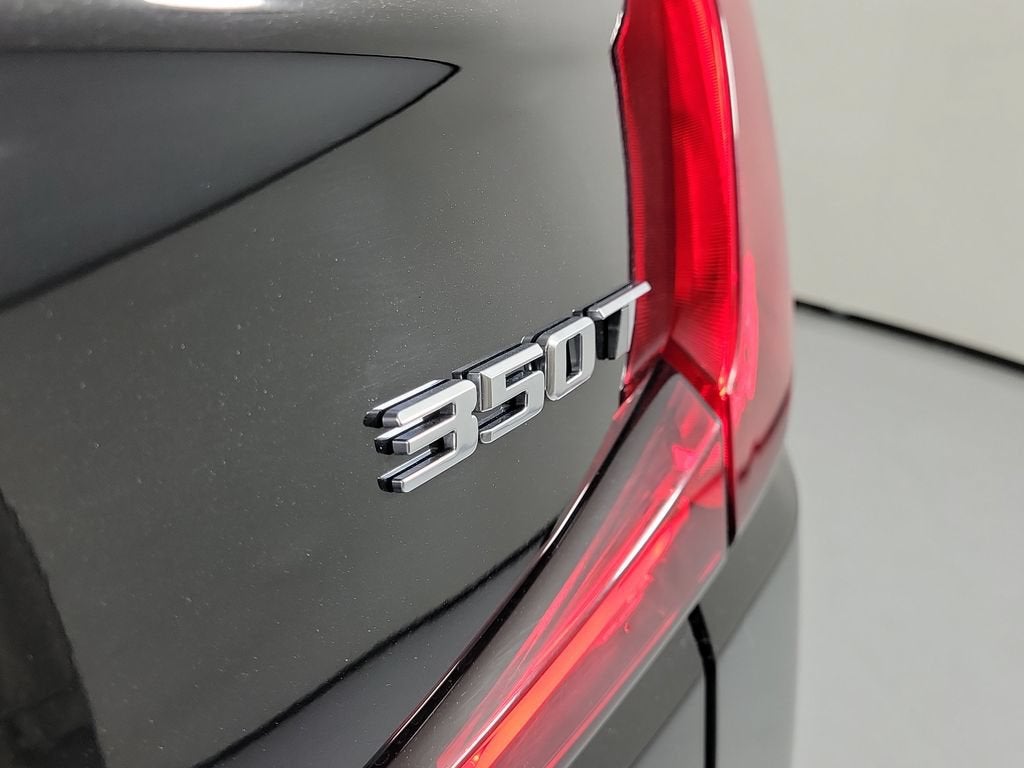 2023 Cadillac XT4 AWD Premium Luxury
