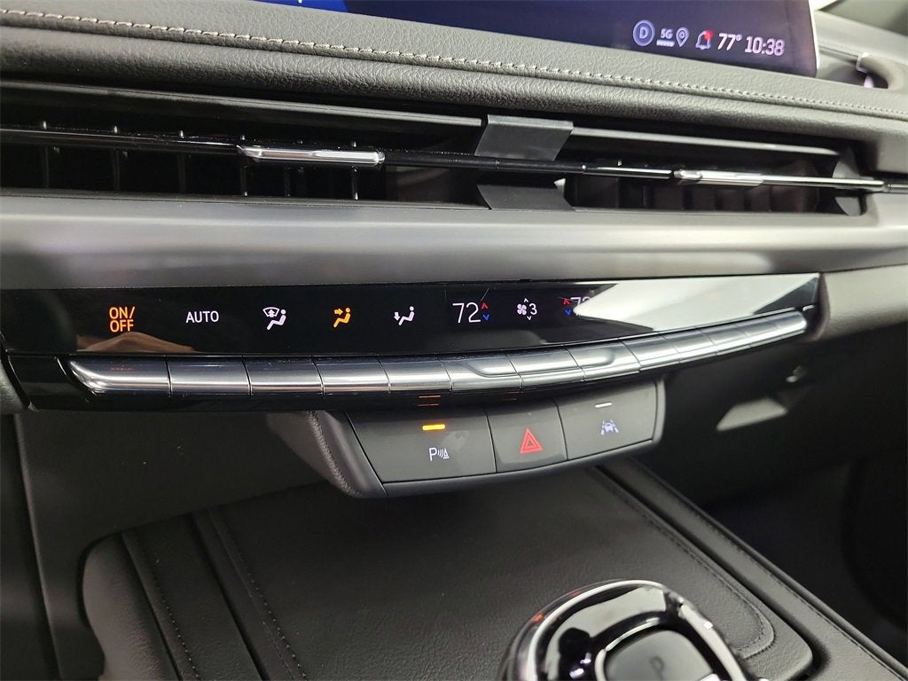 2025 Cadillac XT4 Premium Luxury