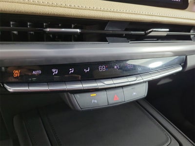 2025 Cadillac XT4 Premium Luxury