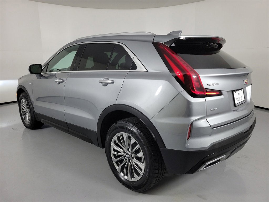 2025 Cadillac XT4 Premium Luxury