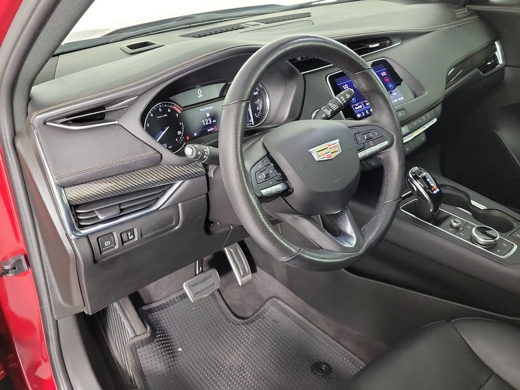 2022 Cadillac XT4 FWD Sport