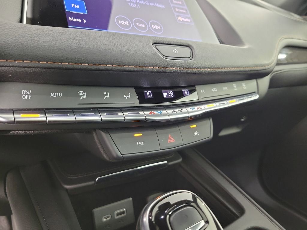 2023 Cadillac XT4 Sport