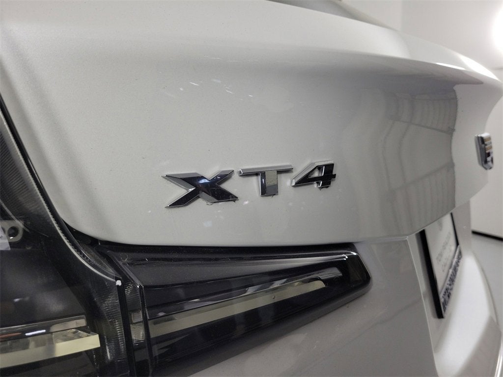 2023 Cadillac XT4 Sport