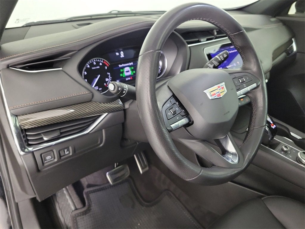 2023 Cadillac XT4 Sport