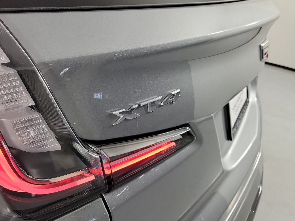 2024 Cadillac XT4 Sport