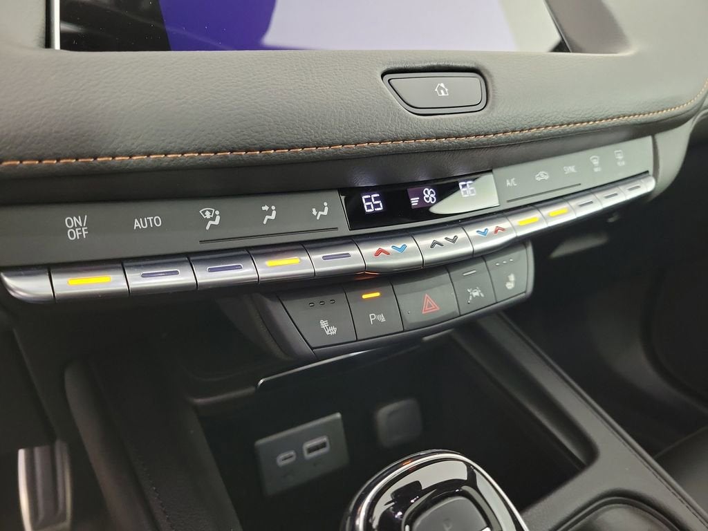 2023 Cadillac XT4 Sport