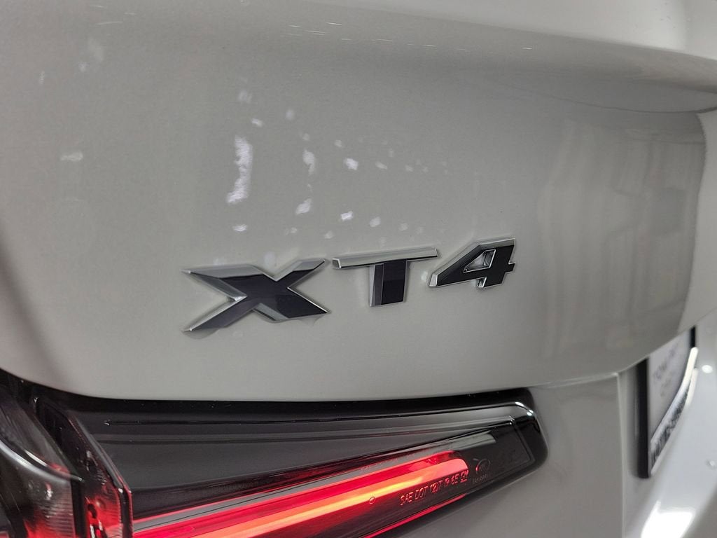 2024 Cadillac XT4 Sport