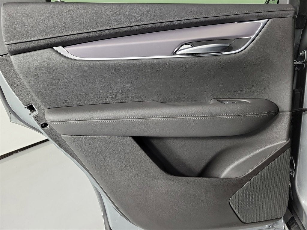 2023 Cadillac XT5 Luxury