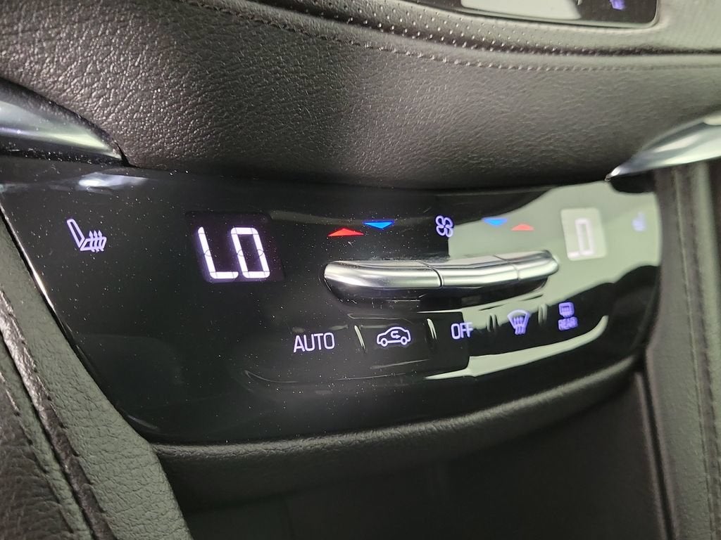 2023 Cadillac XT5 Luxury