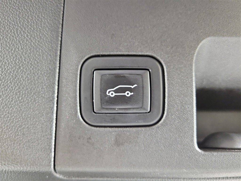 2023 Cadillac XT5 Luxury